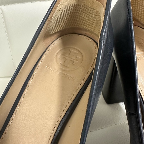 Tory Burch Navy Blue Leather Janey Block Heel - Picture 2 of 9